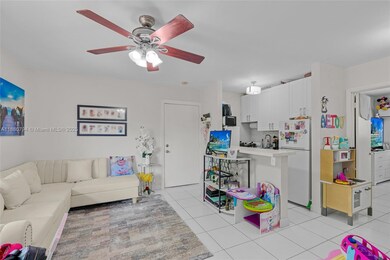 6310 SW 79th St unit 18, South Miami, FL 33143 - photo 4
