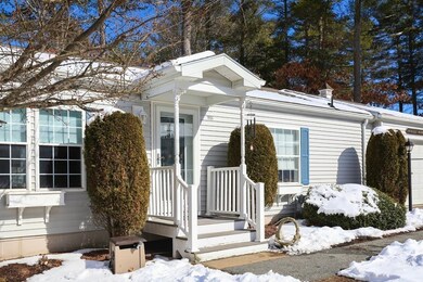 1804 Oak Point Dr, Middleboro, MA 02346 - photo 3