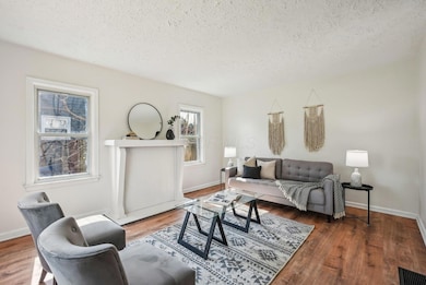 23-web-or-mls-2367-argyle-dr