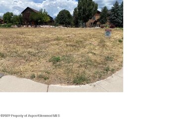 Lot 1