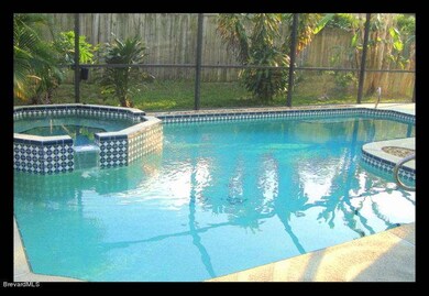 SPARKLING POOL AND SPA