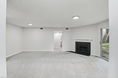 1717 Stoney Creek Arch unit B, Chesapeake, VA 23320 - photo 2