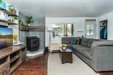 60193 Cheyenne Rd, Bend