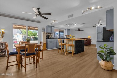 8622 N 40th Dr, Phoenix, AZ 85051 - photo 6