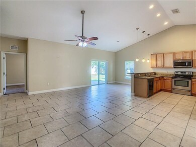 1292 Salisbury Dr, Winter Haven, FL 33881 - photo 5