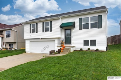 8944 Quest St, Omaha, NE 68122 - photo 5