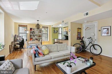 2633 Adams Mill Rd NW unit 105, Washington, DC 20009 - photo 7