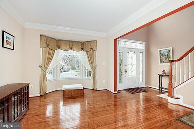 42484 Unicorn Dr, Chantilly, VA 20152 - photo 5