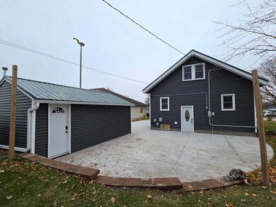 225 N Wabasha, Plainview, MN 55964 - photo 5