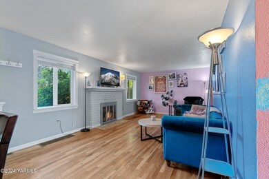 312 N 40th Ave-7 copy