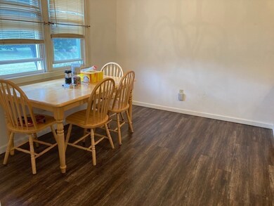 64 Tennis Plaza Rd unit 17, Dracut, MA 01826 - photo 5