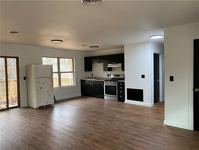 9 Grisham Cir, Bella Vista, AR 72715 - photo 7