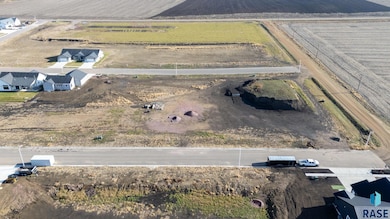 908 Sunset St, Valley Springs, SD 57068 - photo 5