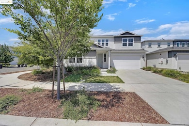 18499 Lewiston Dr, Lathrop, CA 95330 - photo 4