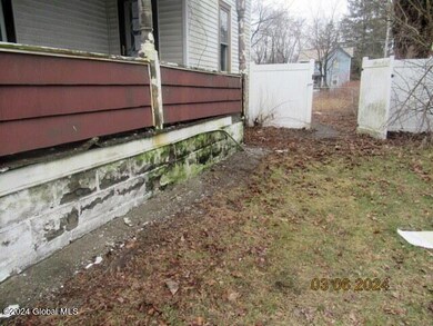 22 Mason St, Glens Falls, NY 12801 - photo 6