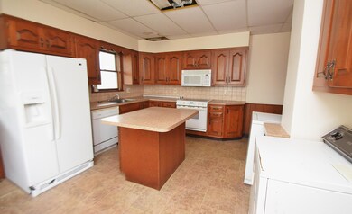 704 E Main St, Nanticoke, PA 18634 - photo 3