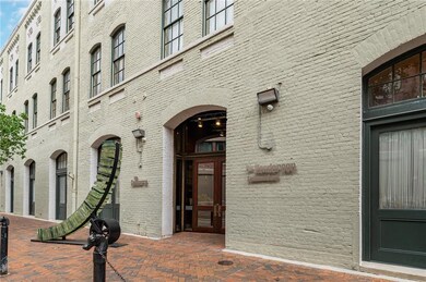 The Henderson unit 212, New Orleans, LA 70130 - photo 3