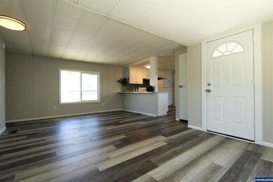 2010 SW 3rd St unit 26, Corvallis, OR 97333 - photo 3