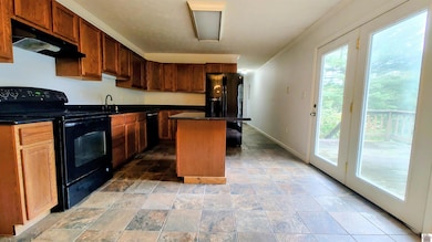 485 Robertson Rd, Kuttawa, KY 42055 - photo 6