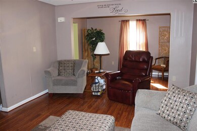 400 N Charles St, McPherson, KS 67460 - photo 4