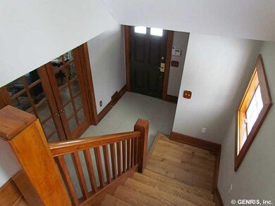 Foyer.