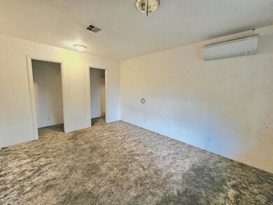 2401 Rogue River Hwy, Grants Pass, OR 97527 - photo 4