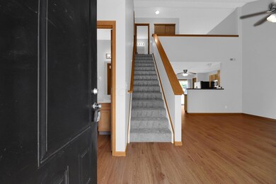 9299 Polaris Green Dr, Columbus, OH 43240 - photo 3