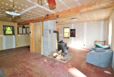 142 Sullivan Rd, Stark, NH 03582 - photo 6