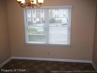 587 Winding Creek Rd, Fayetteville, NC 28305 - photo 2