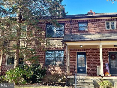 320 Sunset Rd, Reading, PA 19611 - photo 2