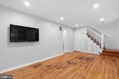 715 Anderson Ave, Rockville, MD 20850 - photo 5