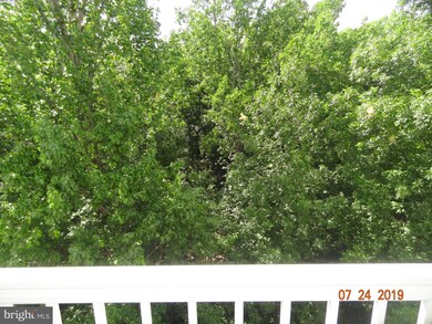 9722 Holmes Place unit 402, Manassas Park, VA 20111 - photo 7