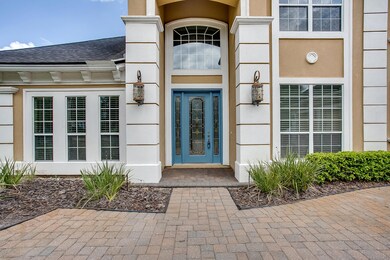 002_Entryway