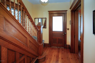 332 N Eagle St, Marshall, MI 49068 - photo 4