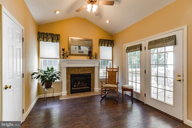 912 Carson Rd, Huntingtown, MD 20639 - photo 4