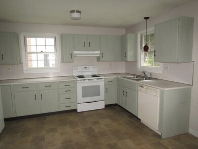 201 N Elm St, Northampton, MA 01060 - photo 5