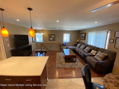 659 Correll Ave unit 208, Staten Island, NY 10309 - photo 6