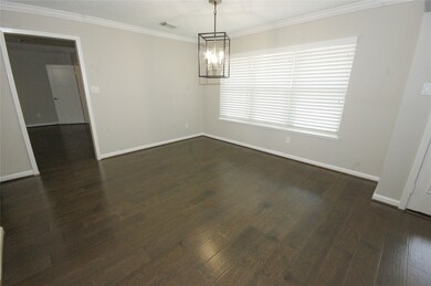 SUNNY BREAKFAST NOOK WITH BACK VIEW