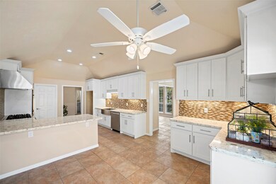 7930 Regal Spruce Ct, Houston, TX 77095 - photo 3