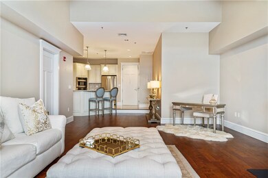 1000 Chapel View Blvd unit 303, Cranston, RI 02920 - photo 3