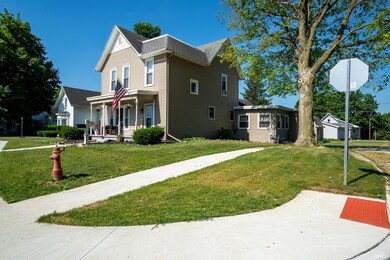 315 N York St, Albion, IN 46701 - photo 4