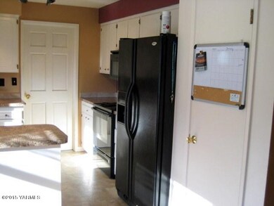 Kitchen Pantry