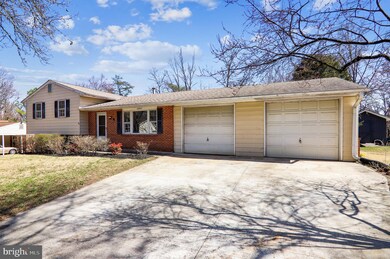 12507 Calvert Hills Dr, Beltsville, MD 20705 - photo 4