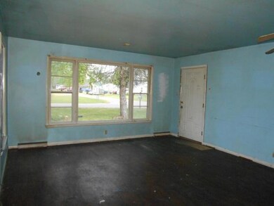 5566 Denois St, Columbus, IN 47201 - photo 7