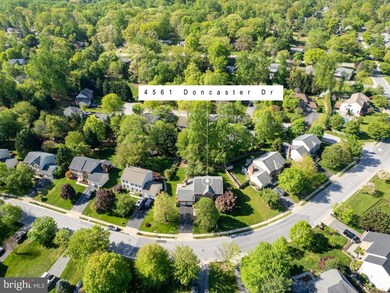 4561 Doncaster Dr, Ellicott City, MD 21043 - photo 6