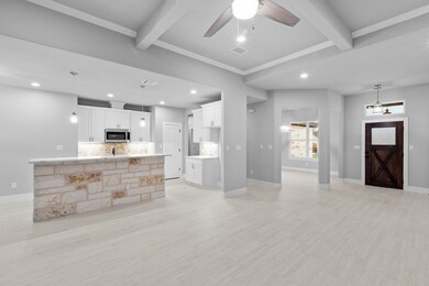 112 Parlin Ln, Fredericksburg, TX 78624 - photo 6