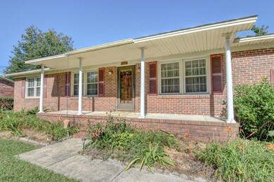 5000 Masonboro Loop Rd-large-004-26-DSC