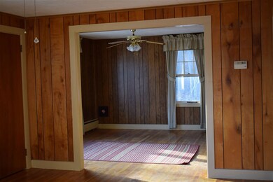 79 Hewitt St, White River Junction, VT 05001 - photo 4