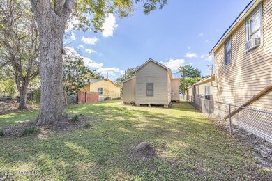 Back Of House Right_