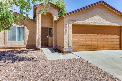 04 Exterior Front Entry